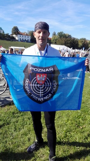 Medal Korony Maratonów Polskich w rękach naszego policjanta!