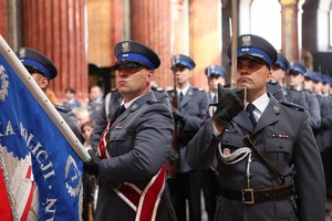 Wielkopolscy policjanci podczas obchodów 100. rocznicy powstania Policji Pastwowej