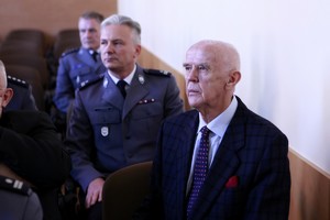 Komendant Wojewódzki Policji w Poznaniu żegna odchodzących na emeryturę policjantów i pracowników Policji