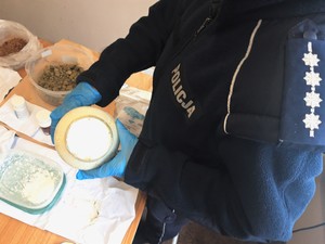 Narkotyki zabezpieczone przez policjantów z Komendy Powiatowej Policji w Szamotułach